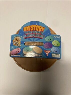 Blind-Box Squashy Dunpling Toy - Pastel Assortment